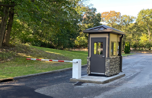 Benefits of Guard Shack Enclosures for Secure Facilities