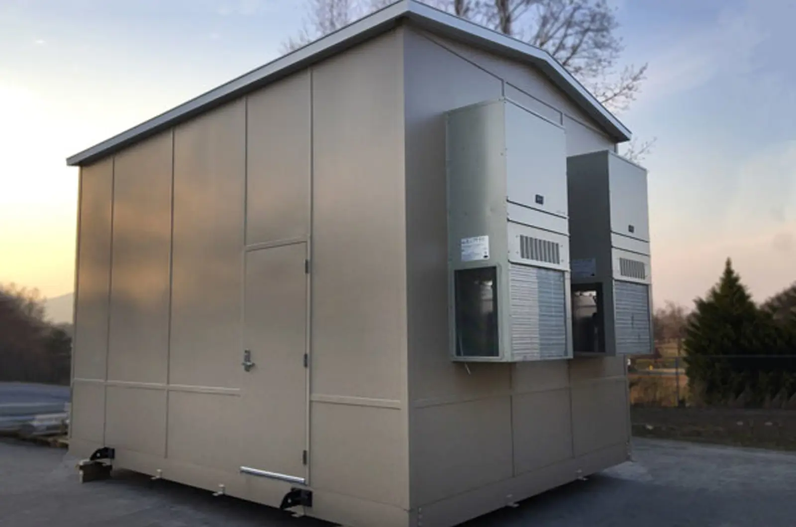 Custom Modular Structures Electrical Prefabricated Buildings | Panel Built