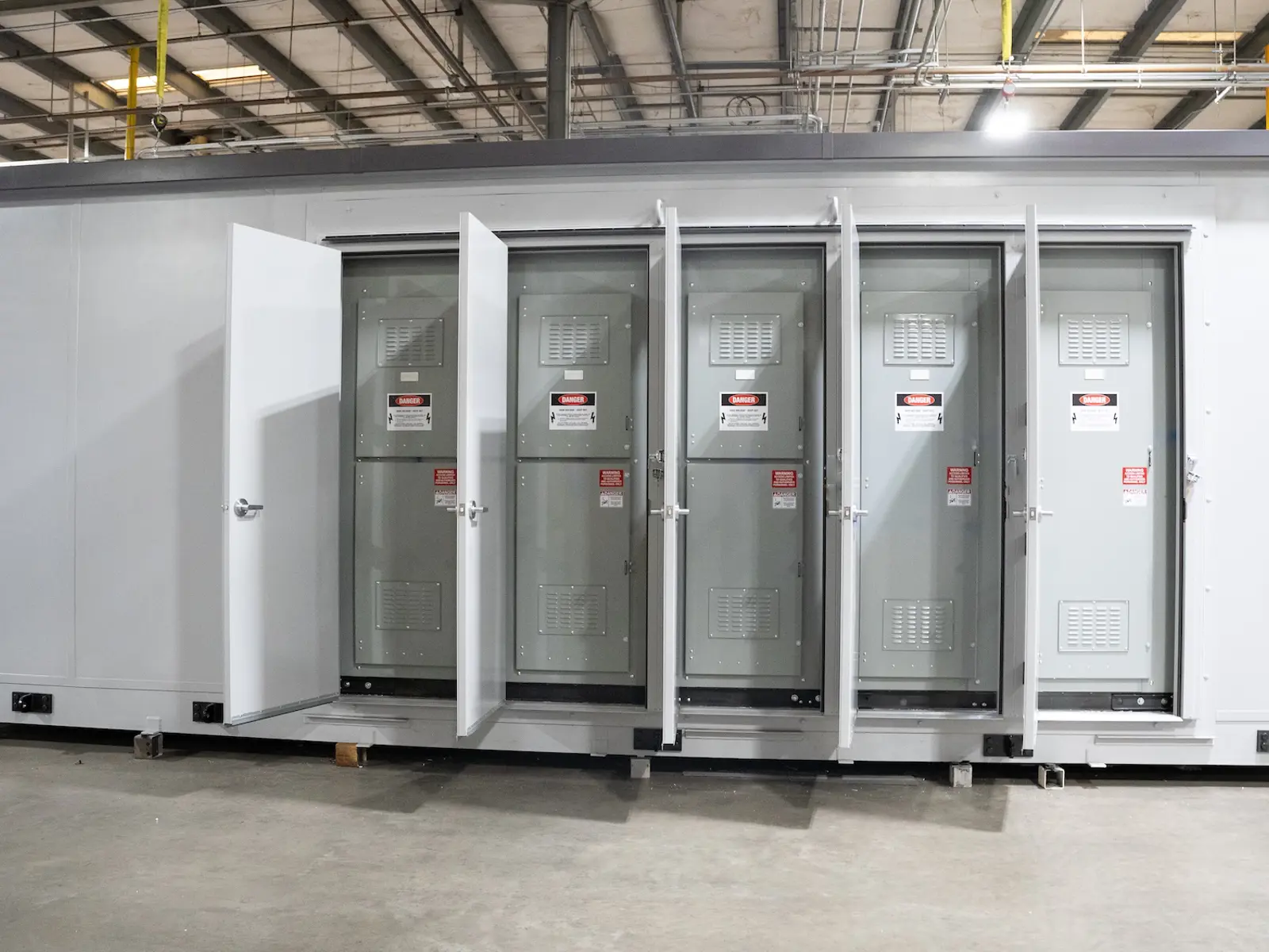 What Is a Modular Data Center? E-Houses, BESS & Scalability
